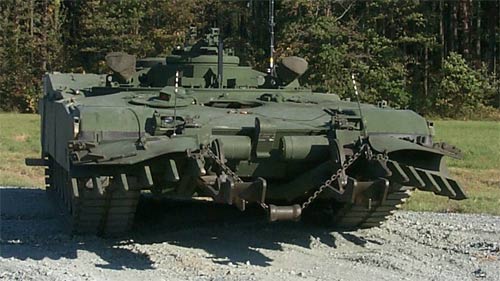 M1 Panther II mit Minenpflug